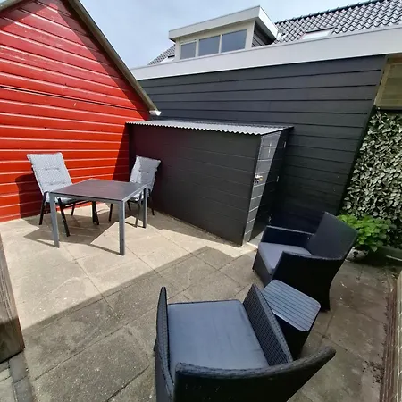 Vakantiewoning Hofstraat 5 *